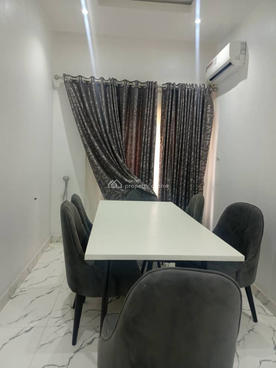 Standard 3 Bedroom Apartment with a Bq, Guzape District, Abuja, Flat / Apartment for Rent
