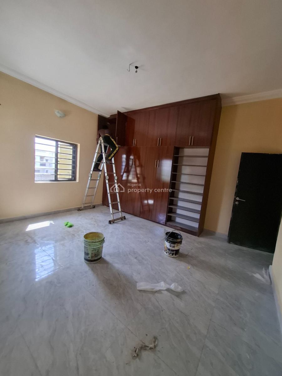 Brand New and Standard 3 Bedroom Apartment with Bq, Guzape District, Abuja, Flat / Apartment for Rent