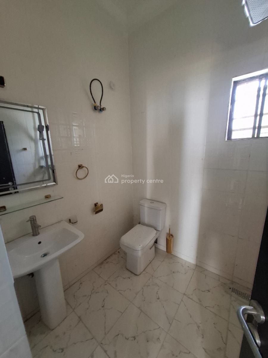 Brand New and Standard 3 Bedroom Apartment with Bq, Guzape District, Abuja, Flat / Apartment for Rent
