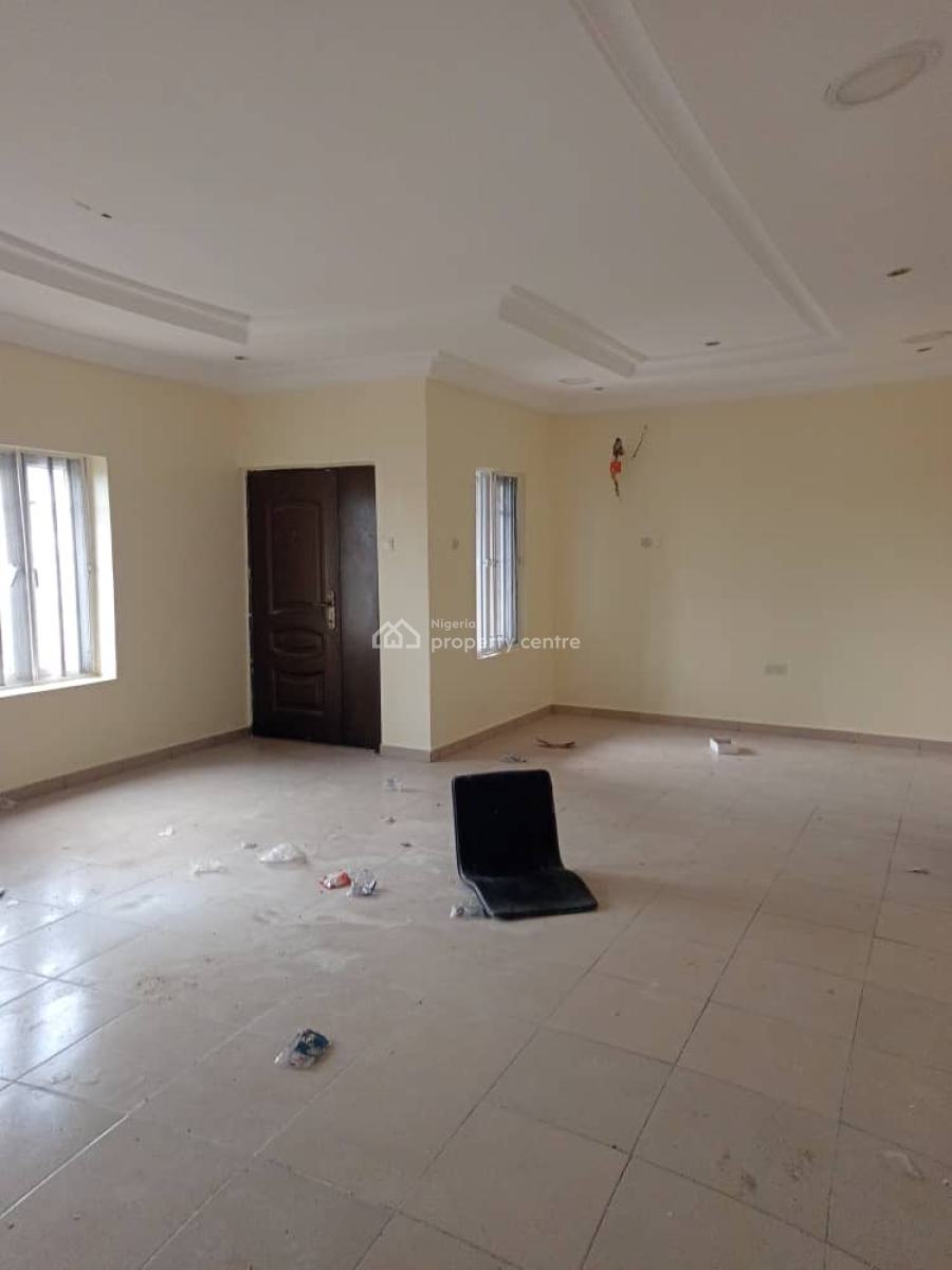 3 Bedroom Flat, Off Mobile Road, Ilaje, Ajah, Lagos, Flat / Apartment for Rent