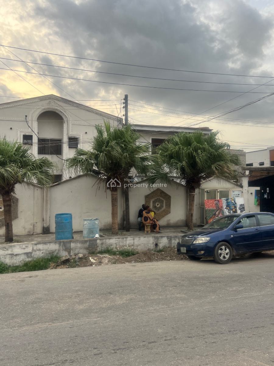 Demolishable Corner Piece Sitting on 900sqm Within Secured Zone, Gra Phase 1, Magodo, Lagos, Mixed-use Land for Sale