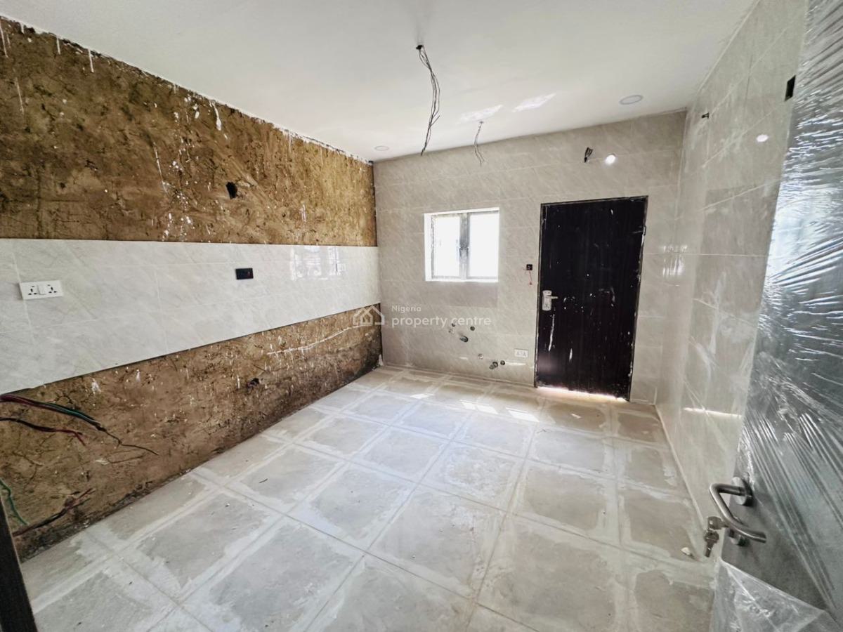 Luxury and Exquisite 4-bedroom Terraced Duplex with Bq, Lokogoma District, Abuja, Terraced Duplex for Sale