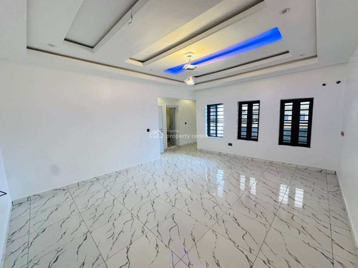 Luxury 4-bedroom Semi-detached Duplex, Lugbe District, Abuja, Semi-detached Duplex for Sale