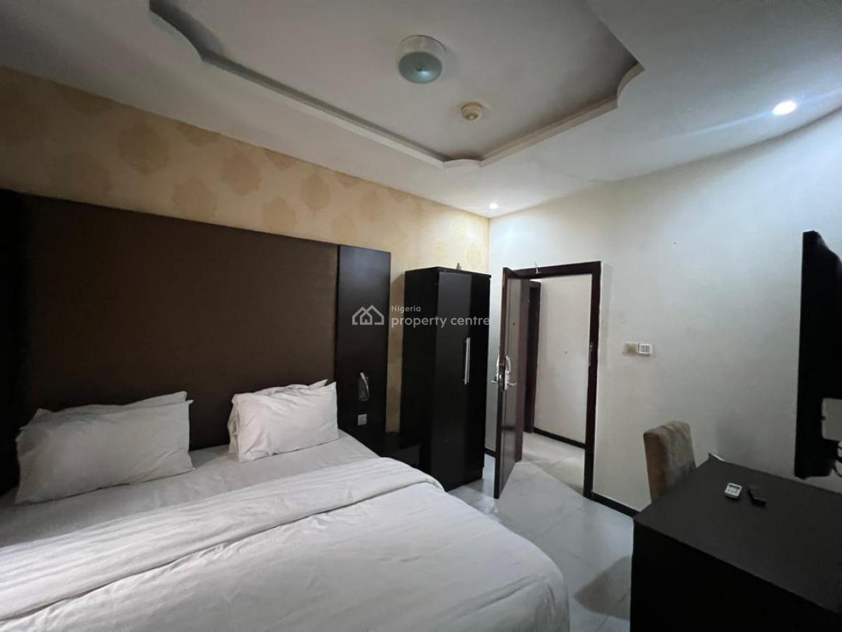 17 Bedroom Detached Duplex, Lekki Phase 1, Lekki, Lagos, Detached Duplex for Rent