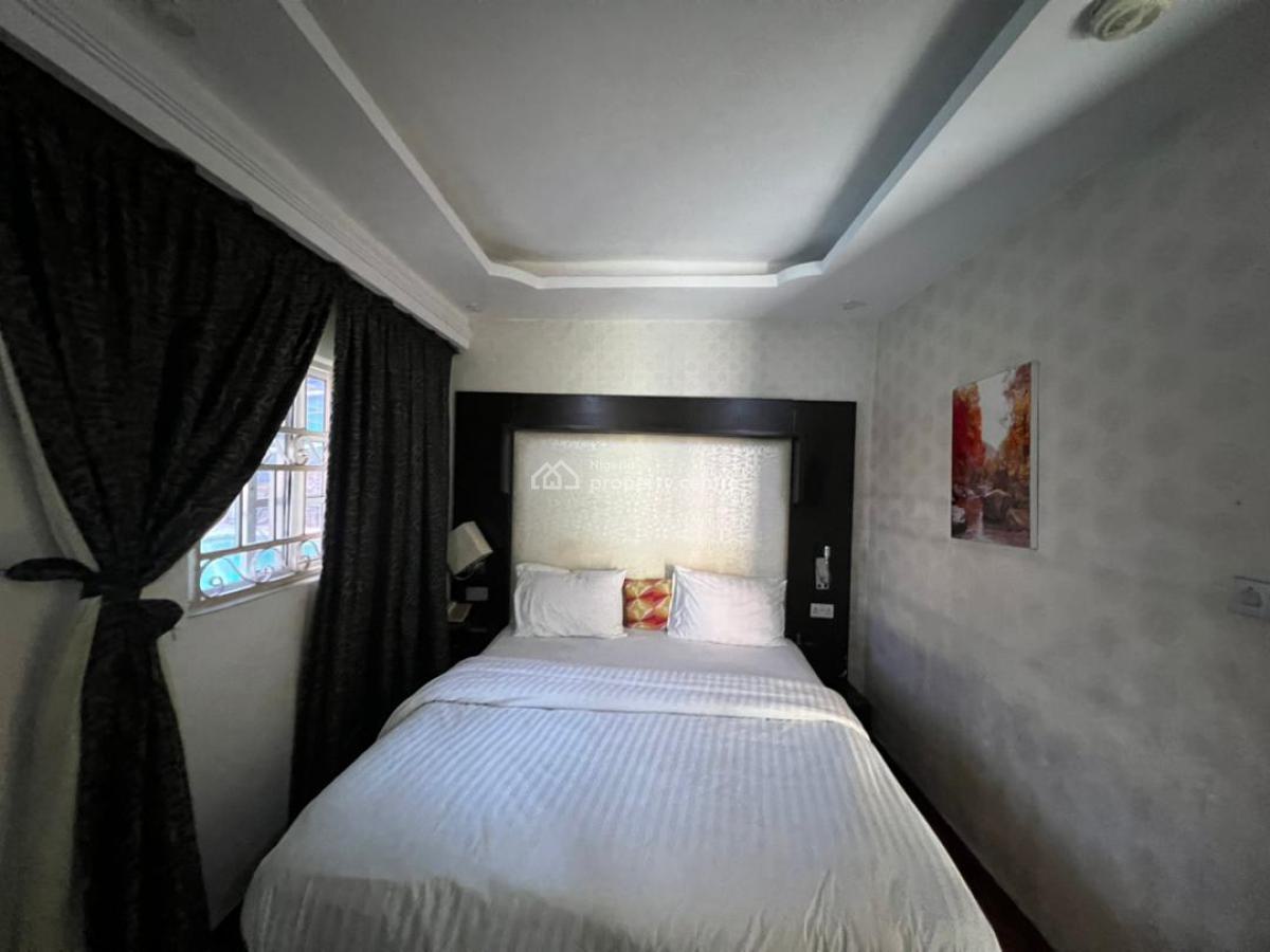 17 Bedroom Detached Duplex, Lekki Phase 1, Lekki, Lagos, Detached Duplex for Rent