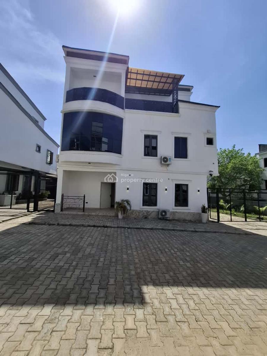 Super Distressed 5 Bedrooms Detached Duplex Available, By Wuse 2, Mabushi, Abuja, Detached Duplex for Sale