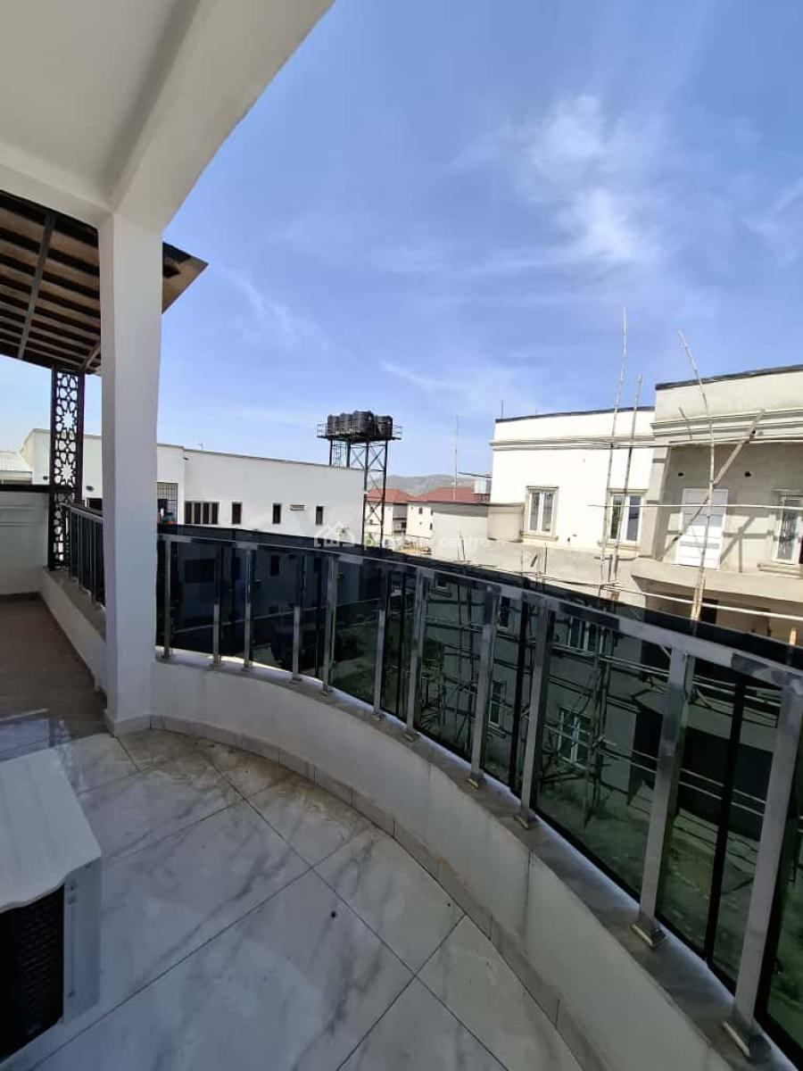 Super Distressed 5 Bedrooms Detached Duplex Available, By Wuse 2, Mabushi, Abuja, Detached Duplex for Sale