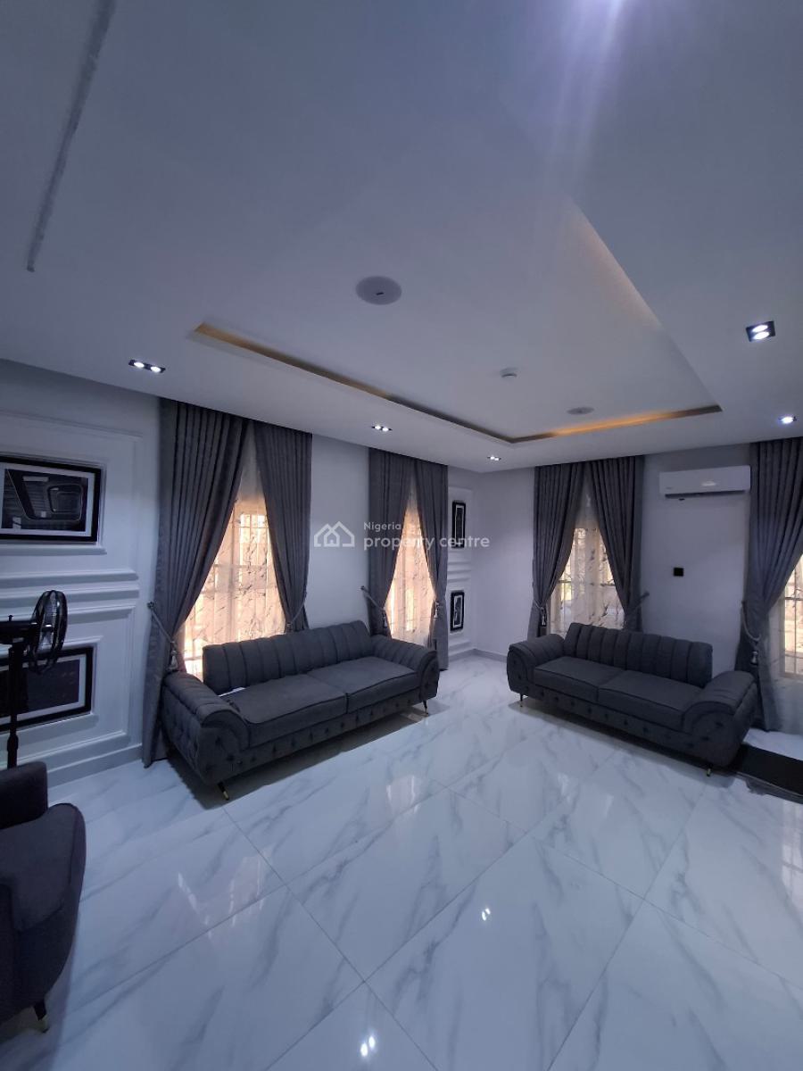 Super Distressed 5 Bedrooms Detached Duplex Available, By Wuse 2, Mabushi, Abuja, Detached Duplex for Sale