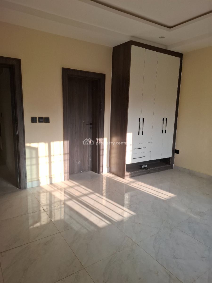 Standard 4 Bedroom Semi Detached Duplex, Guzape District, Abuja, Flat / Apartment for Rent