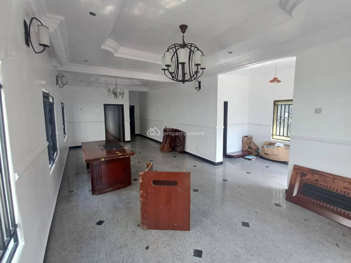 Spacious Self Serviced Room and Parlor All En-suite with Guest Toilet, Lekki Phase 1, Lekki, Lagos, Mini Flat (room and Parlour) for Rent