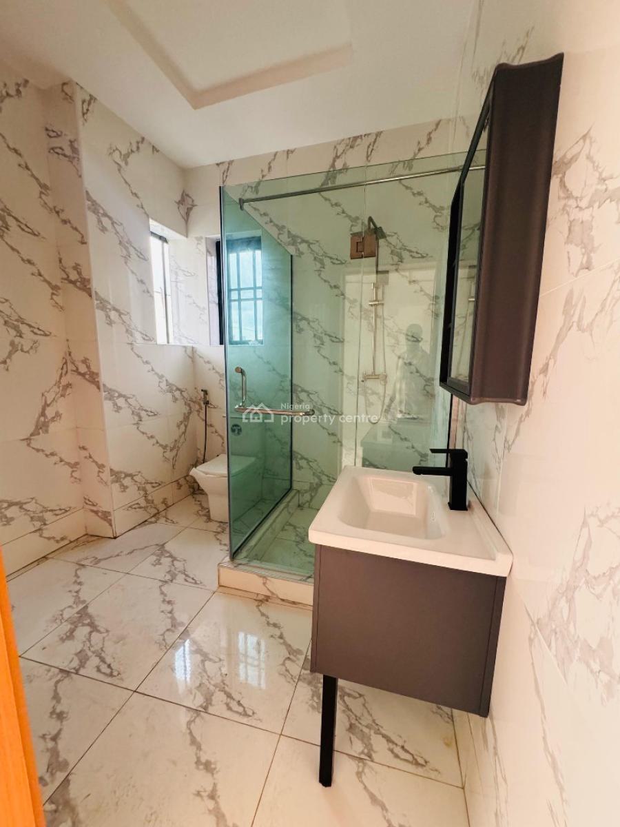 Spaciously Built 5 Bedroom Semi Detached Duplex with Bq, Adeniyi Jones, Ikeja, Lagos, Semi-detached Duplex for Sale