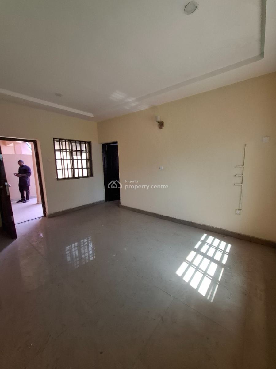 Standard Self Contain, Guzape District, Abuja, Self Contain (single Rooms) for Rent