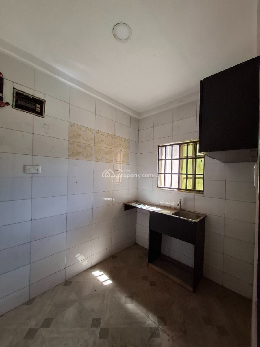 Standard Self Contain, Guzape District, Abuja, Self Contain (single Rooms) for Rent