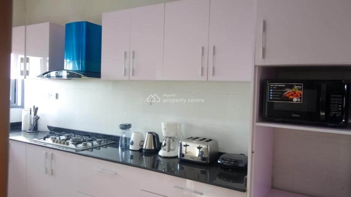 Furnished 3 Bedroom Apartment with Pool, Lekki Phase 1, Lekki, Lagos, Flat / Apartment for Rent