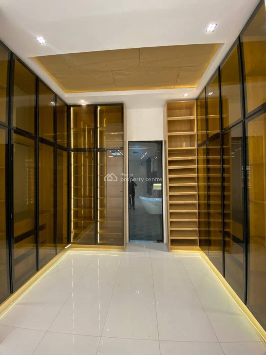 a Beautifully Built 5 Bedroom Fully Detached Duplex Bq, Lekki Phase 1, Lekki, Lagos, Detached Duplex for Sale