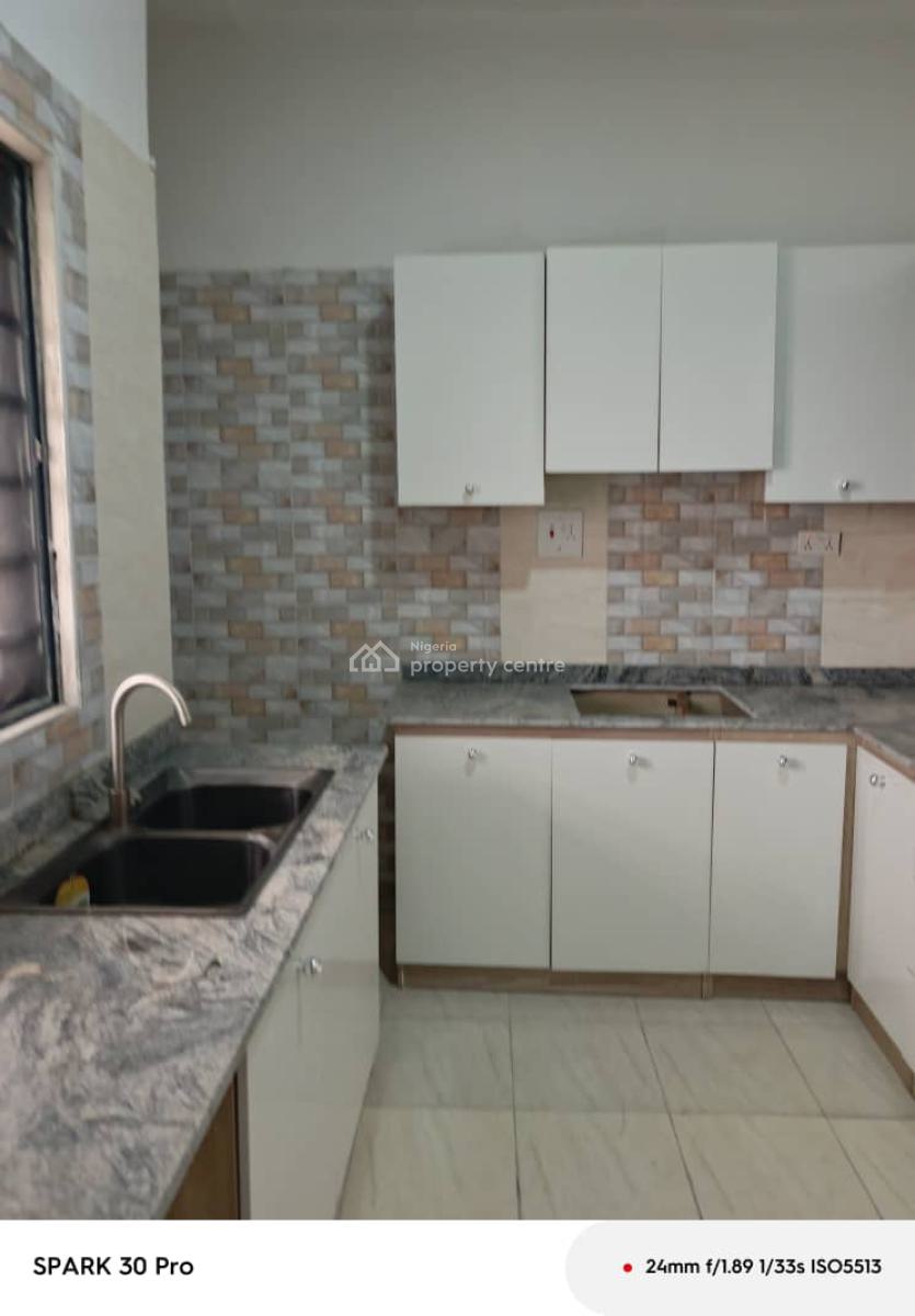 New Luxury 2 Bedroom Service Apartment, Friends Colony Estate, Osapa, Lekki, Lagos, Flat / Apartment for Rent