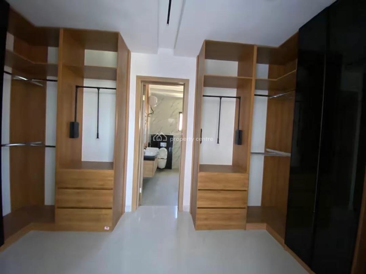 Spacious 4 Bedroom Terrace Duplex with Bq, Lekki Phase 1, Lekki, Lagos, Terraced Duplex for Sale