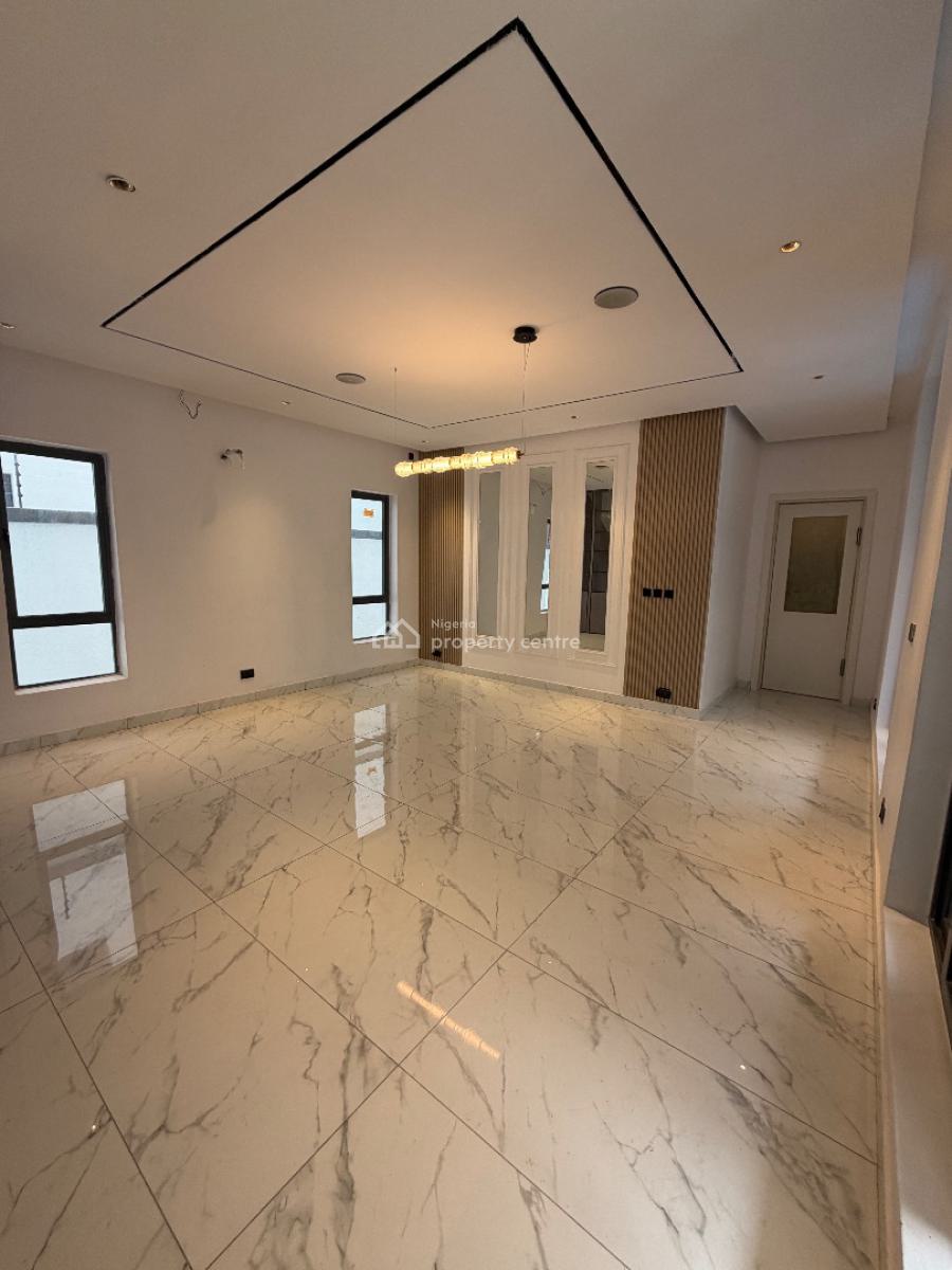 Spacious 5 Bedroom Fully Detached House with Pool, Lekki Phase 1, Lekki, Lagos, Detached Duplex for Sale