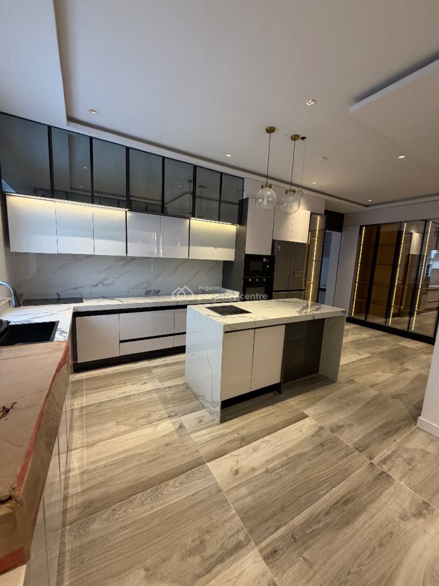 Spacious 5 Bedroom Fully Detached House with Pool, Lekki Phase 1, Lekki, Lagos, Detached Duplex for Sale