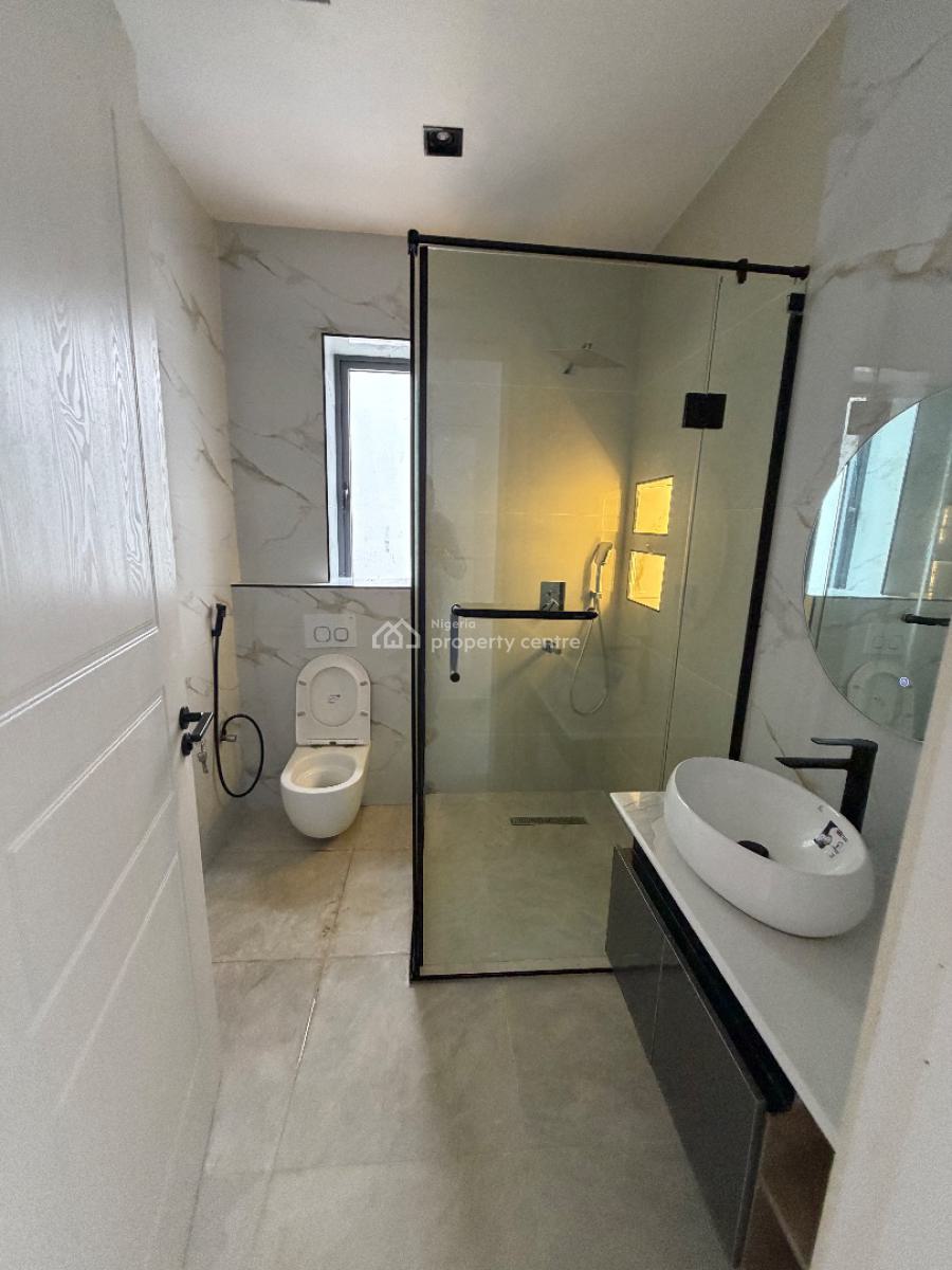 Spacious 5 Bedroom Fully Detached House with Pool, Lekki Phase 1, Lekki, Lagos, Detached Duplex for Sale