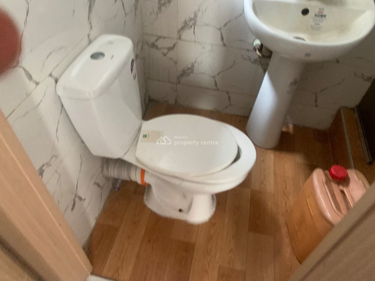 Shared Apartment, Lekki Conservation Center, Lekki, Lagos, Self Contain (single Rooms) for Rent