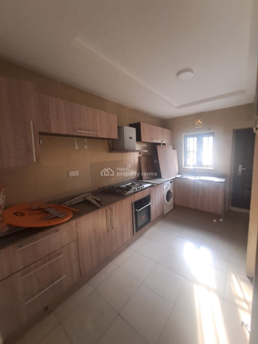 Well Built Serviced 4 Bedroom Terrace with Pool and Bq, Chevron, Lekki, Lagos, Terraced Duplex for Rent