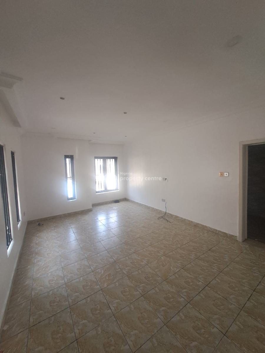 Well Built Serviced 4 Bedroom Terrace with Pool and Bq, Chevron, Lekki, Lagos, Terraced Duplex for Rent