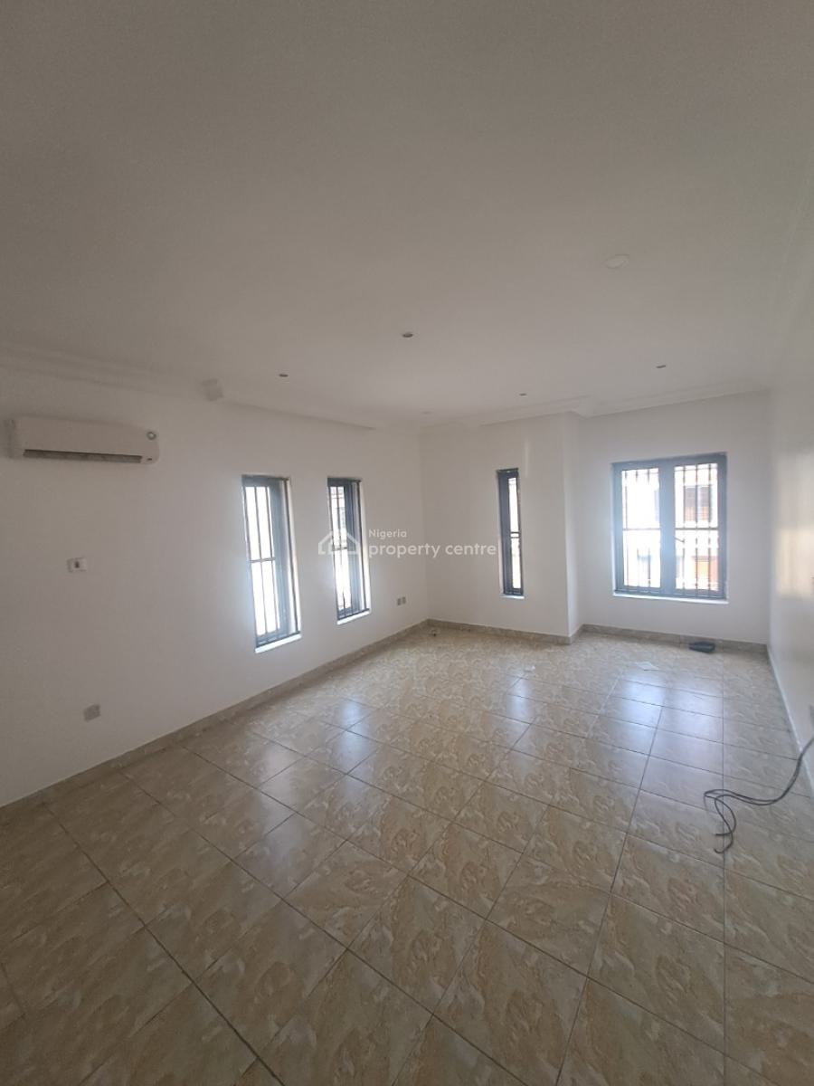 Well Built Serviced 4 Bedroom Terrace with Pool and Bq, Chevron, Lekki, Lagos, Terraced Duplex for Rent