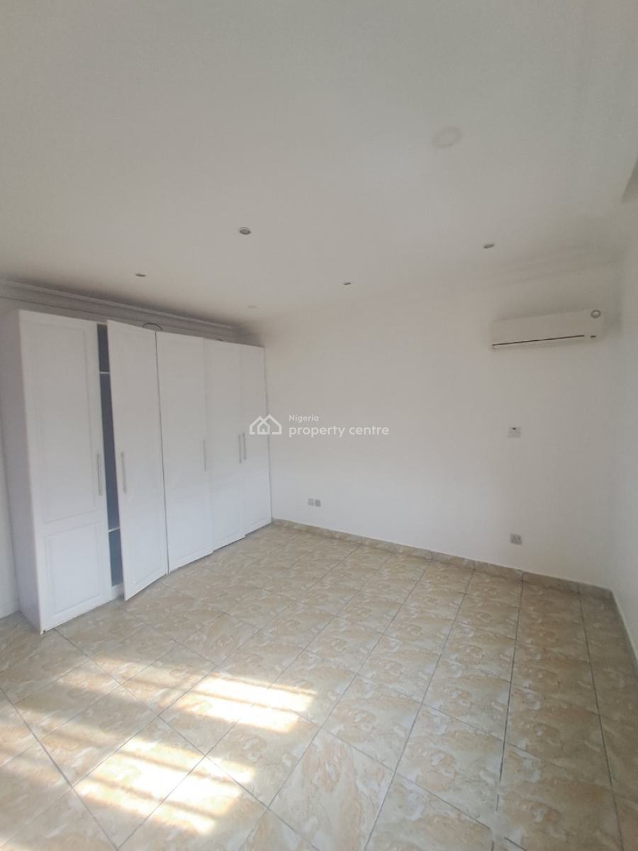 Well Built Serviced 4 Bedroom Terrace with Pool and Bq, Chevron, Lekki, Lagos, Terraced Duplex for Rent