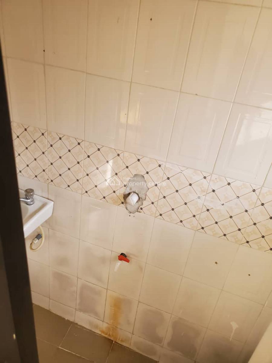 3 Bedroom Bungalow with Bq, Abraham Adesanya Estate, Ajah, Lagos, Semi-detached Bungalow for Rent