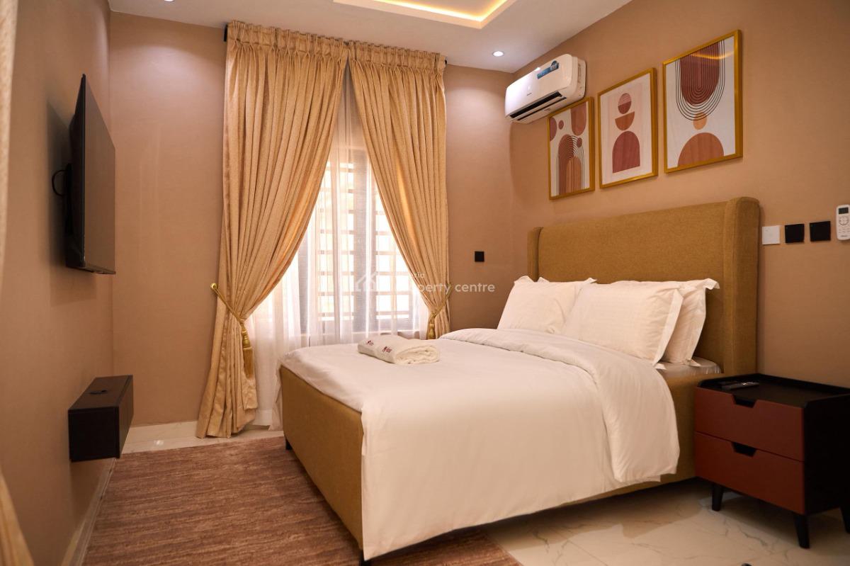 Cityview 2 Bedroom Luxurious Apartment, Abeke Animashun, Lekki Phase 1, Lekki, Lagos, Flat / Apartment Short Let