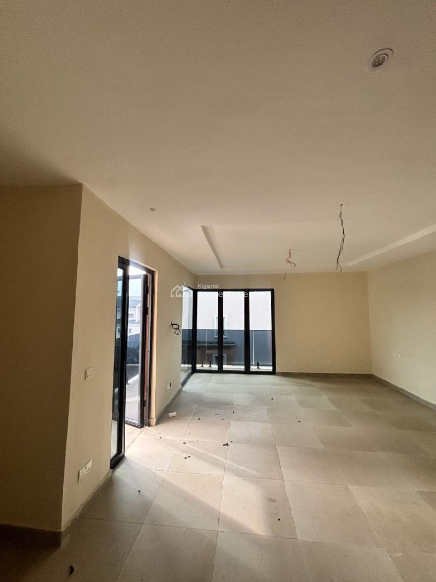 Luxury 3 Bedroom Apartment with Bq , Pool, Gym, Lekki Phase1, Lekki, Lagos, Flat / Apartment for Sale