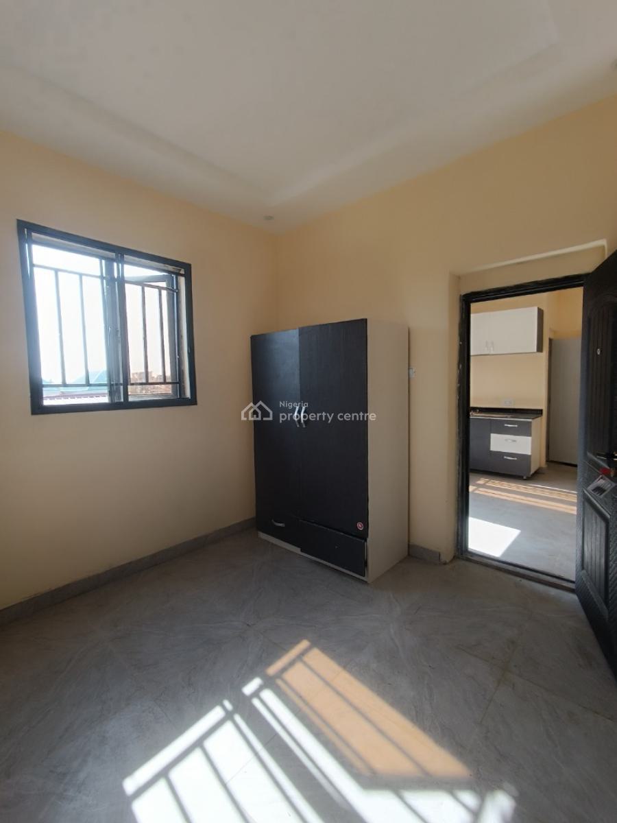 a Brand New Room and Parlor, Before Novare Shoprite, Lekki Phase 2, Lekki, Lagos, Mini Flat (room and Parlour) for Rent