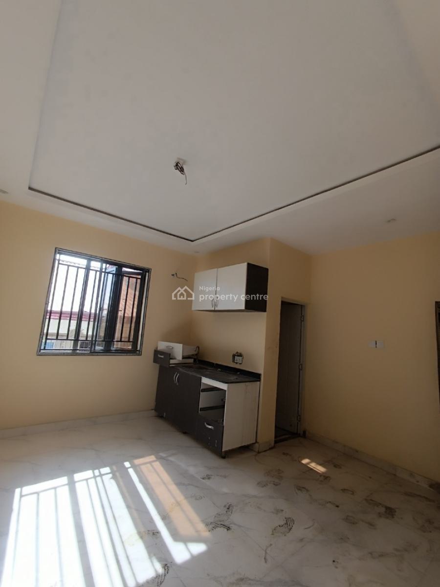 a Brand New Room and Parlor, Before Novare Shoprite, Lekki Phase 2, Lekki, Lagos, Mini Flat (room and Parlour) for Rent