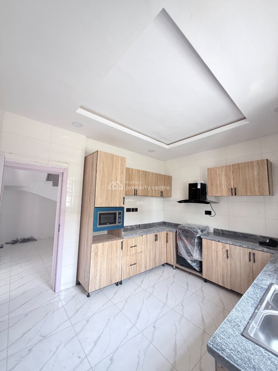 Modern 4 Bedroom Semi-detached Duplex with Bq, Ologolo, Lekki, Lagos, Semi-detached Duplex for Sale
