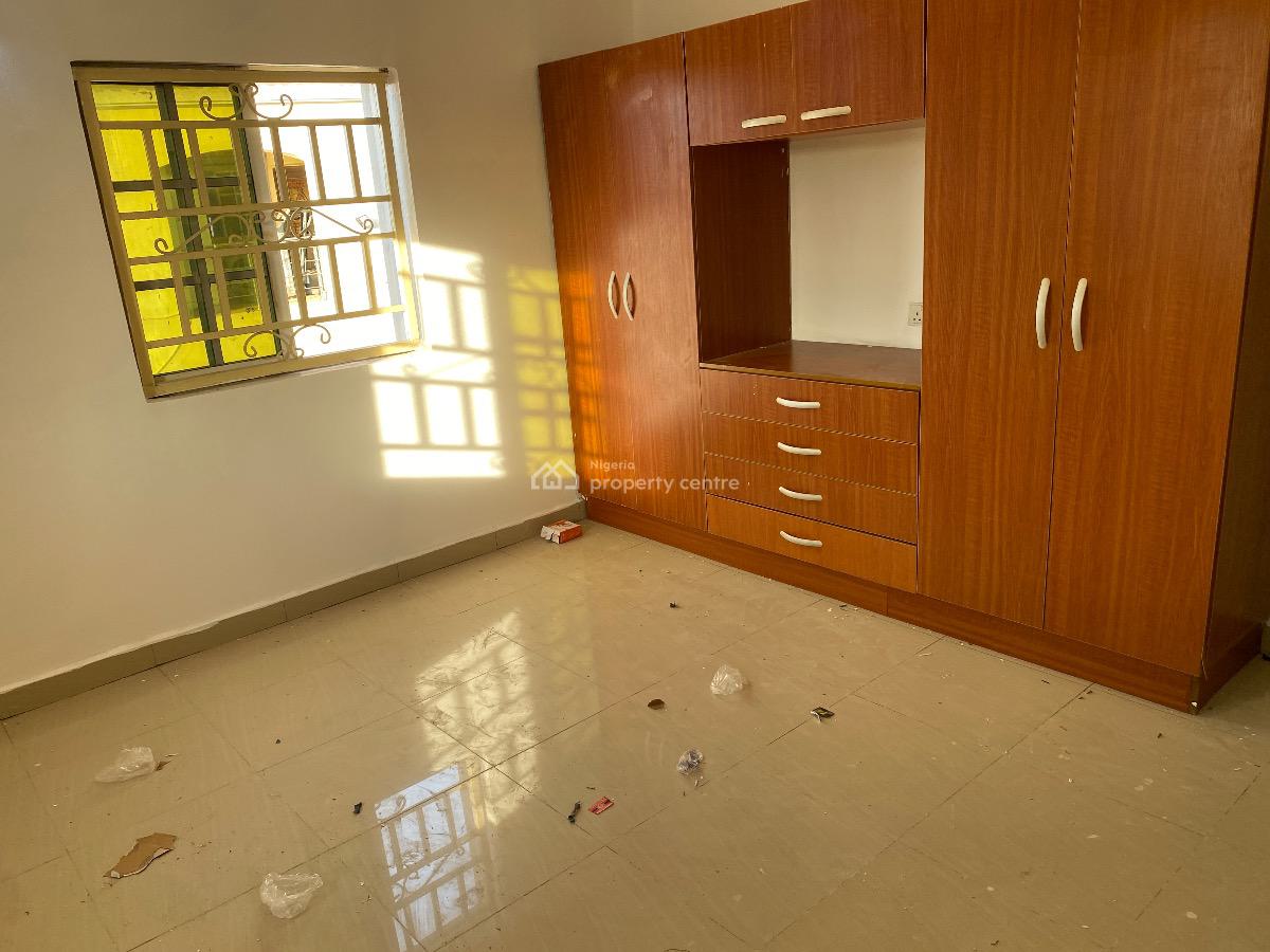 Spacious 2 Bedroom Flat, Life Camp, Abuja, Flat / Apartment for Rent