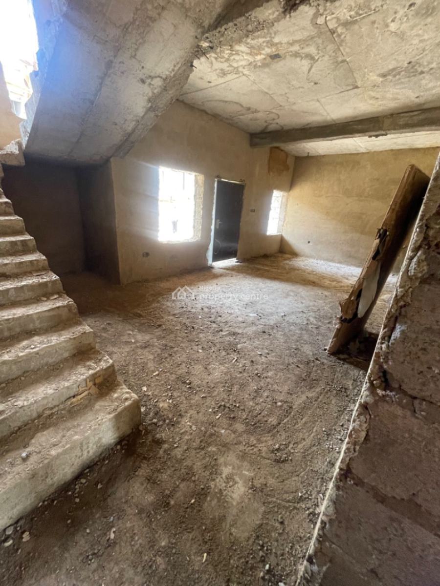 Luxury 4 Bedroom Penthouse, By Kia Academy, Wuye, Abuja, Terraced Duplex for Sale