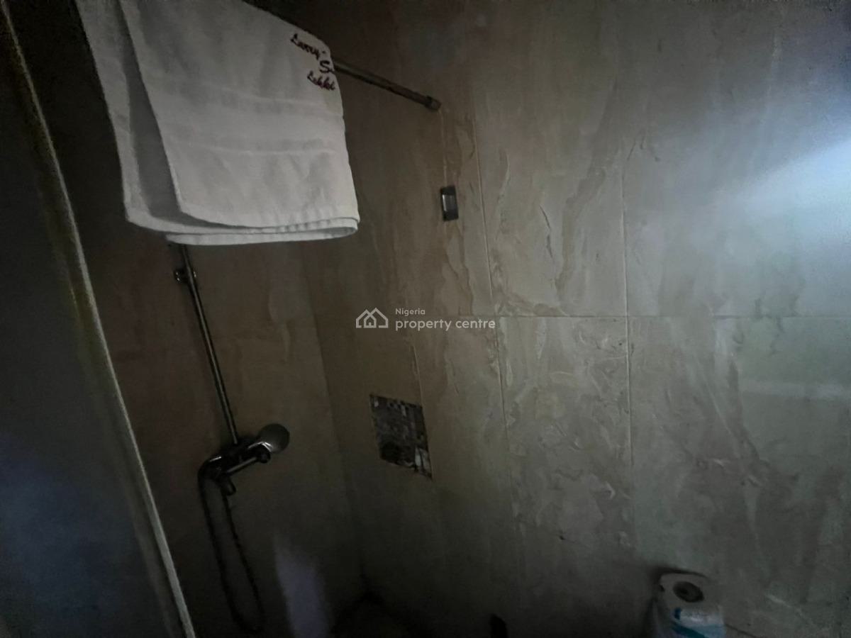 17 Bedroom Duplex, Lekki Phase 1, Lekki, Lagos, Detached Duplex for Rent