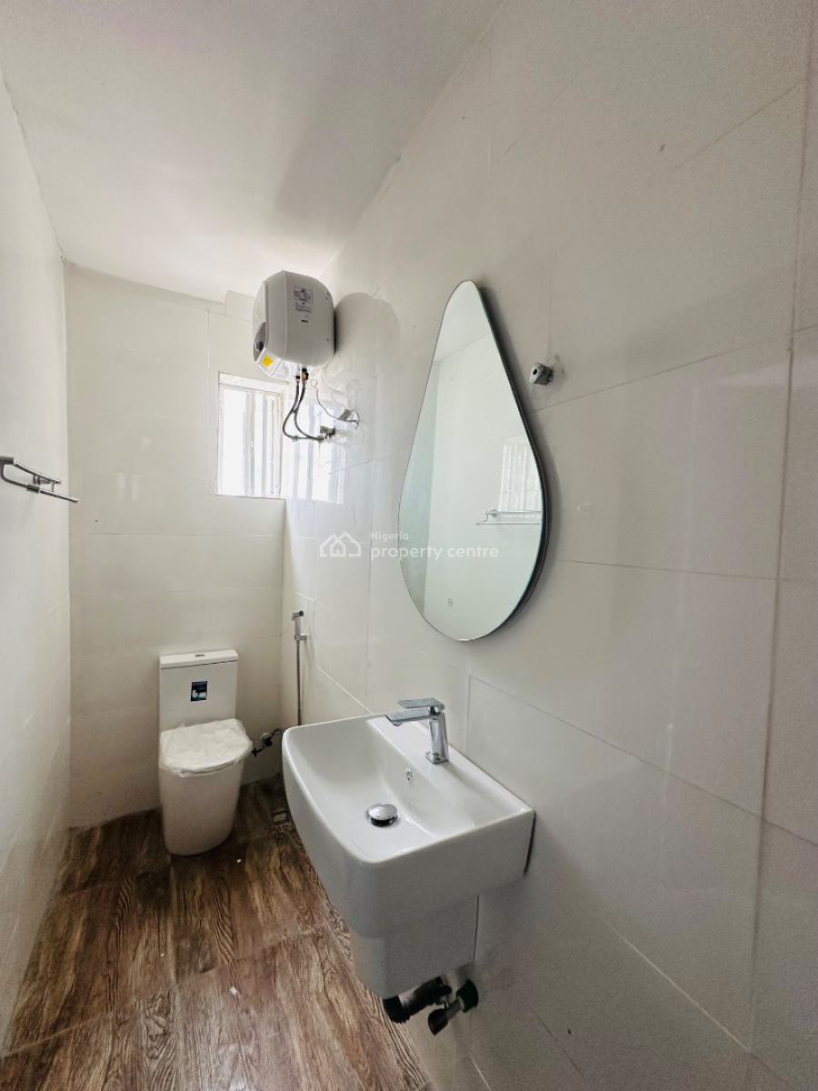 Neatly Built 2 Bedroom Apartment, Ikate, Lekki, Lagos, Flat / Apartment for Sale