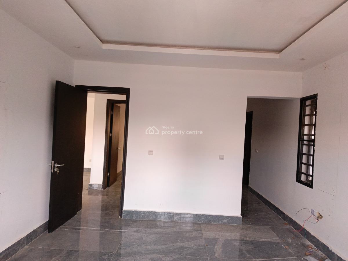 Neatly Built Service Studio 2 Bedroom Block of Flats, Gilmor, Jahi, Abuja, Flat / Apartment for Rent