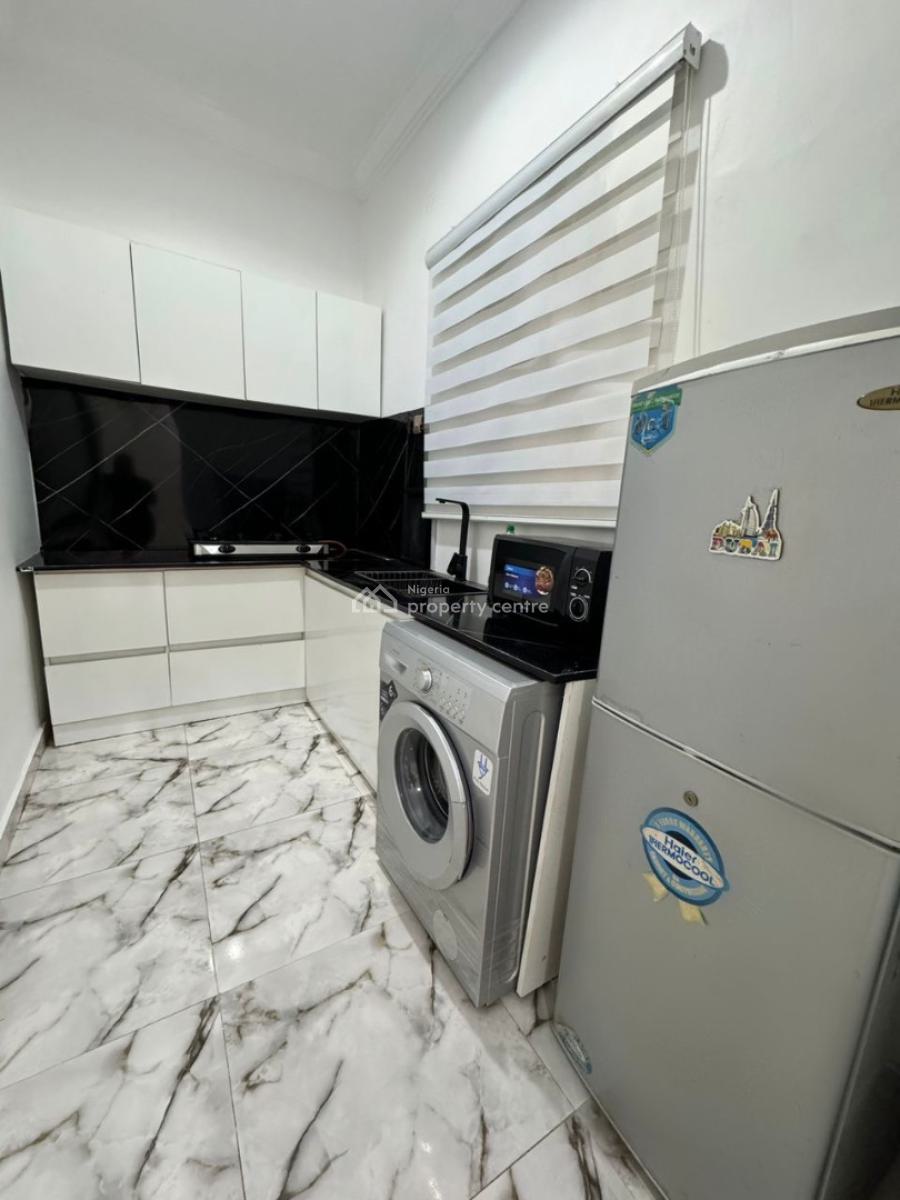 Mini Flat with a Relaxing Peaceful Ambiance, Whitesand Street, Lekki, Lagos, Mini Flat (room and Parlour) Short Let