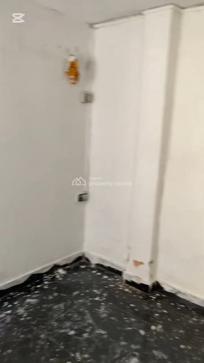 Spacious Self Contain Apartment, Behind Mega Chicken Ikota Villa Estate, Ikota, Lekki, Lagos, Self Contain (single Rooms) for Rent