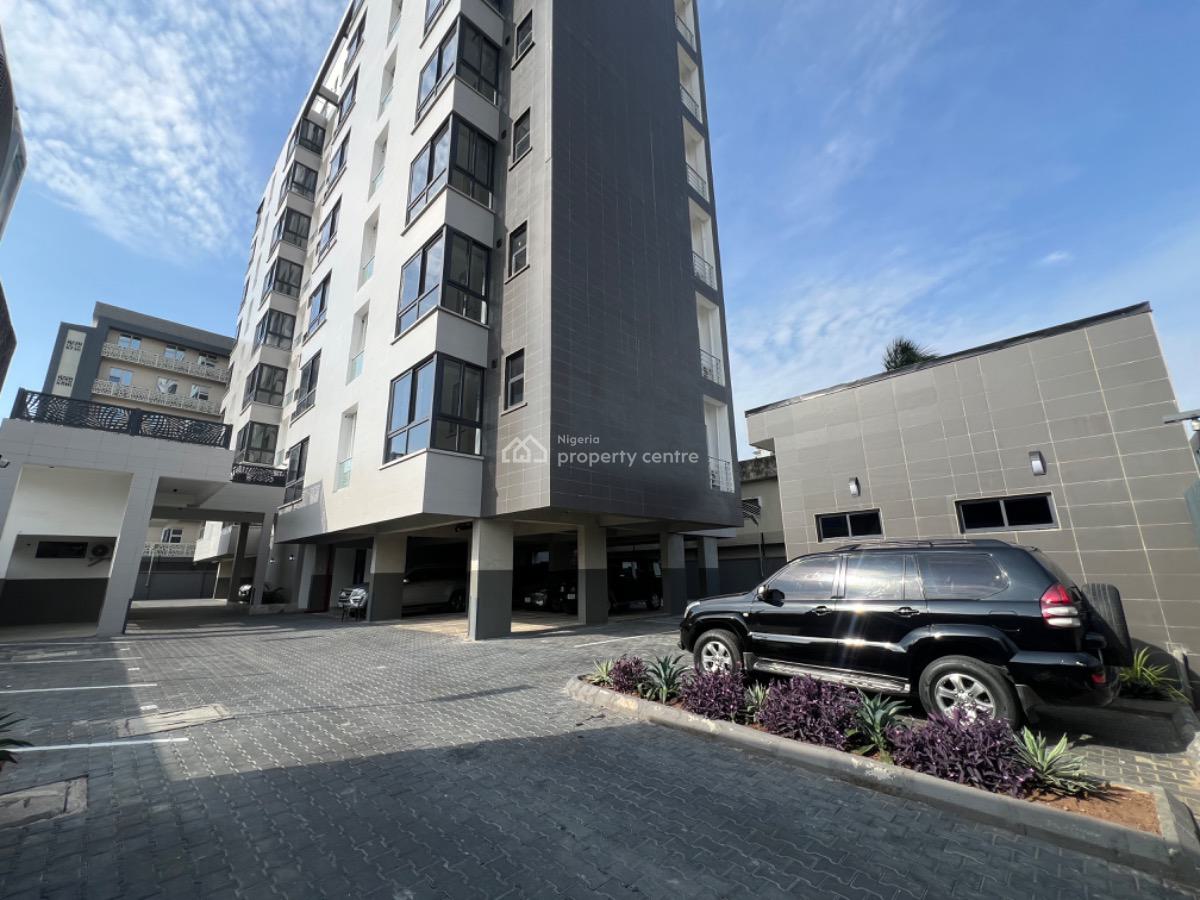 Luxury 3 Bedroom Apartment with Bq, Off Adewunmi Adebimpe Street, Lekki Phase 1, Lekki, Lagos, Flat / Apartment for Sale