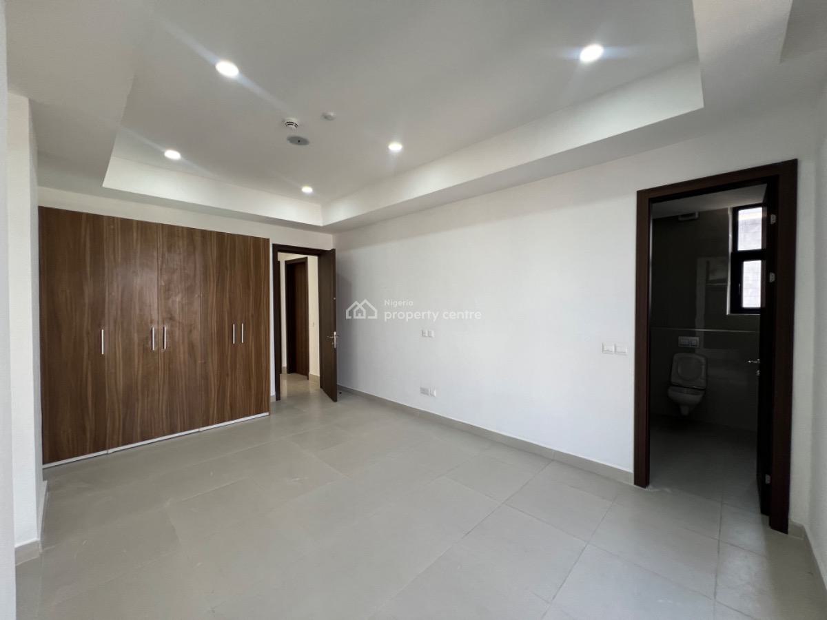 Luxury 3 Bedroom Apartment with Bq, Off Adewunmi Adebimpe Street, Lekki Phase 1, Lekki, Lagos, Flat / Apartment for Sale