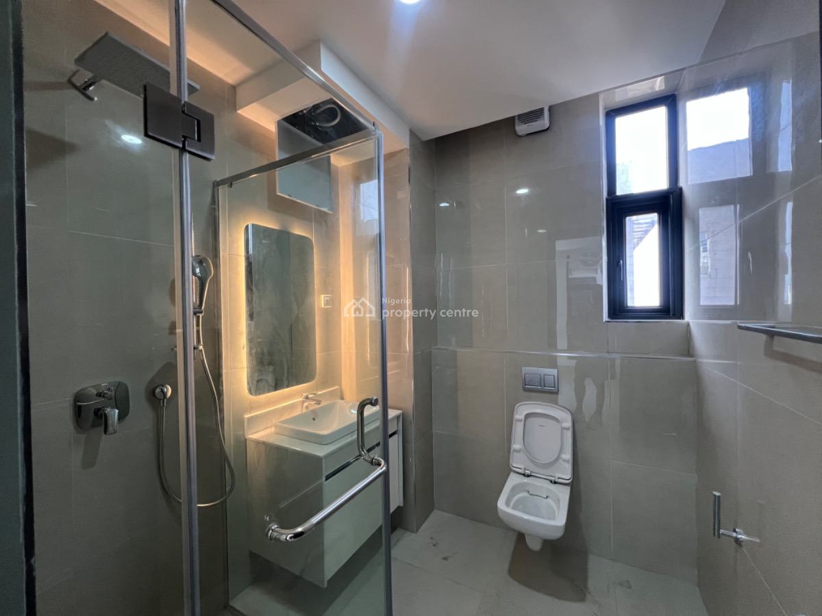 Luxury 3 Bedroom Apartment with Bq, Off Adewunmi Adebimpe Street, Lekki Phase 1, Lekki, Lagos, Flat / Apartment for Sale