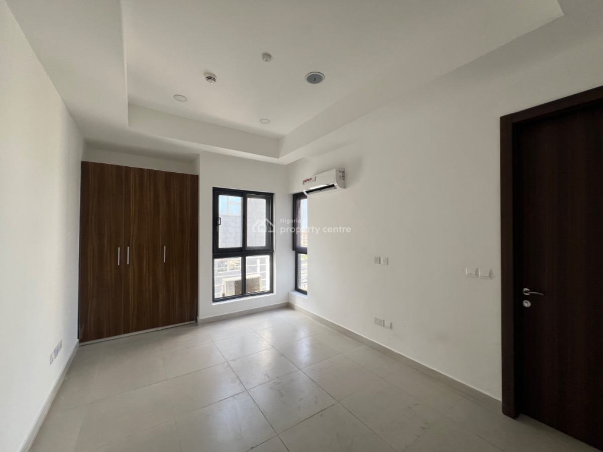 Luxury 3 Bedroom Apartment with Bq, Off Adewunmi Adebimpe Street, Lekki Phase 1, Lekki, Lagos, Flat / Apartment for Sale