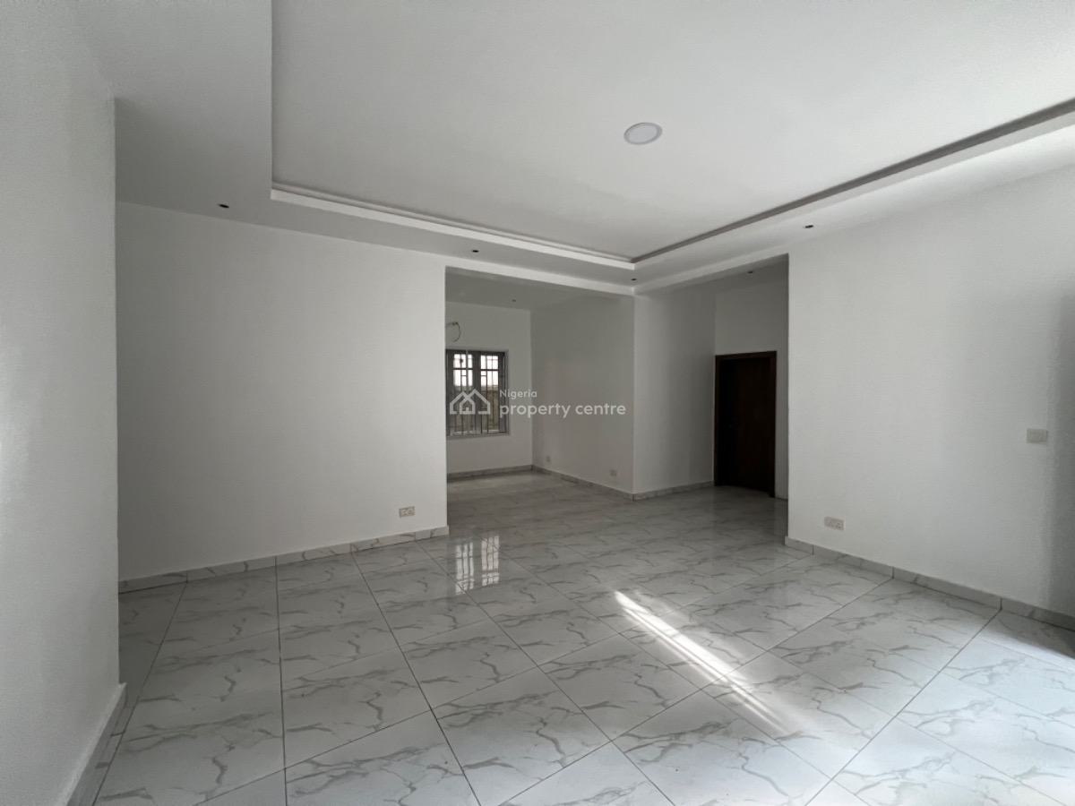 Spacious 2 Bedroom Apartment, Off Adewunmi Adebimpe Street, Lekki Phase 1, Lekki, Lagos, Flat / Apartment for Rent