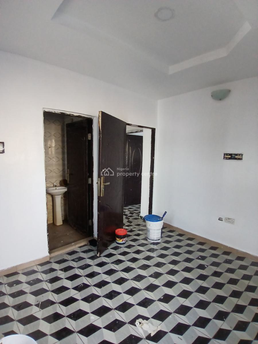 Newly Renovated 2 Bedroom Apartment, Ado Road, Ajah, Lagos, Flat / Apartment for Rent