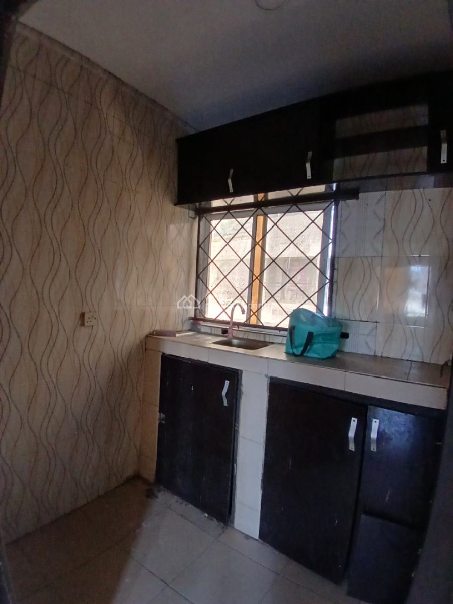 Newly Renovated 2 Bedroom Apartment, Ado Road, Ajah, Lagos, Flat / Apartment for Rent