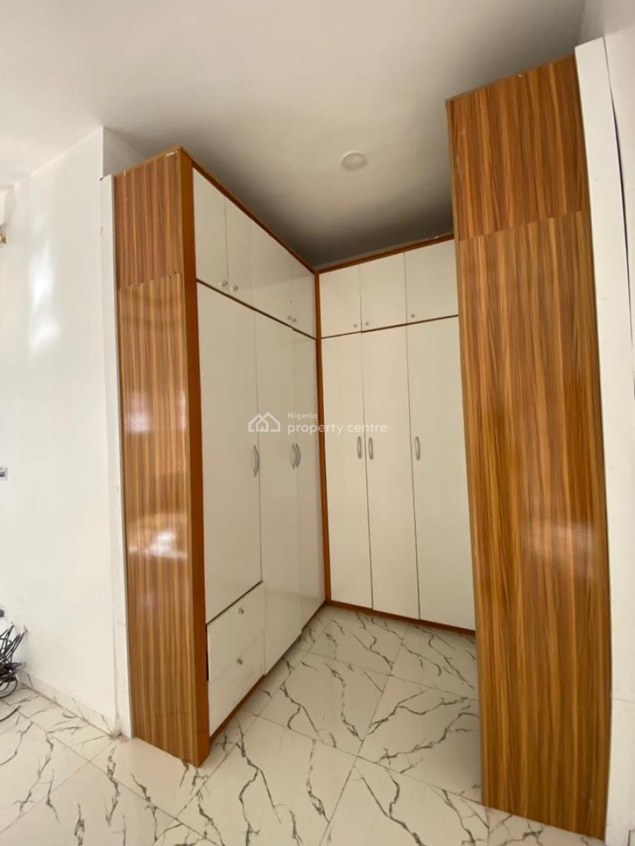 Spacious 5 Bedroom Fully Detached Duplex with Boys, Orchid Road, Lekki, Lagos, Detached Duplex for Rent